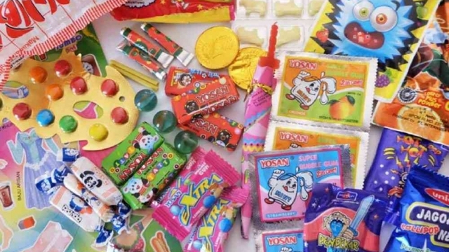 Nostalgia Rasa: Makanan Legendaris yang Masih Laris di Pasaran